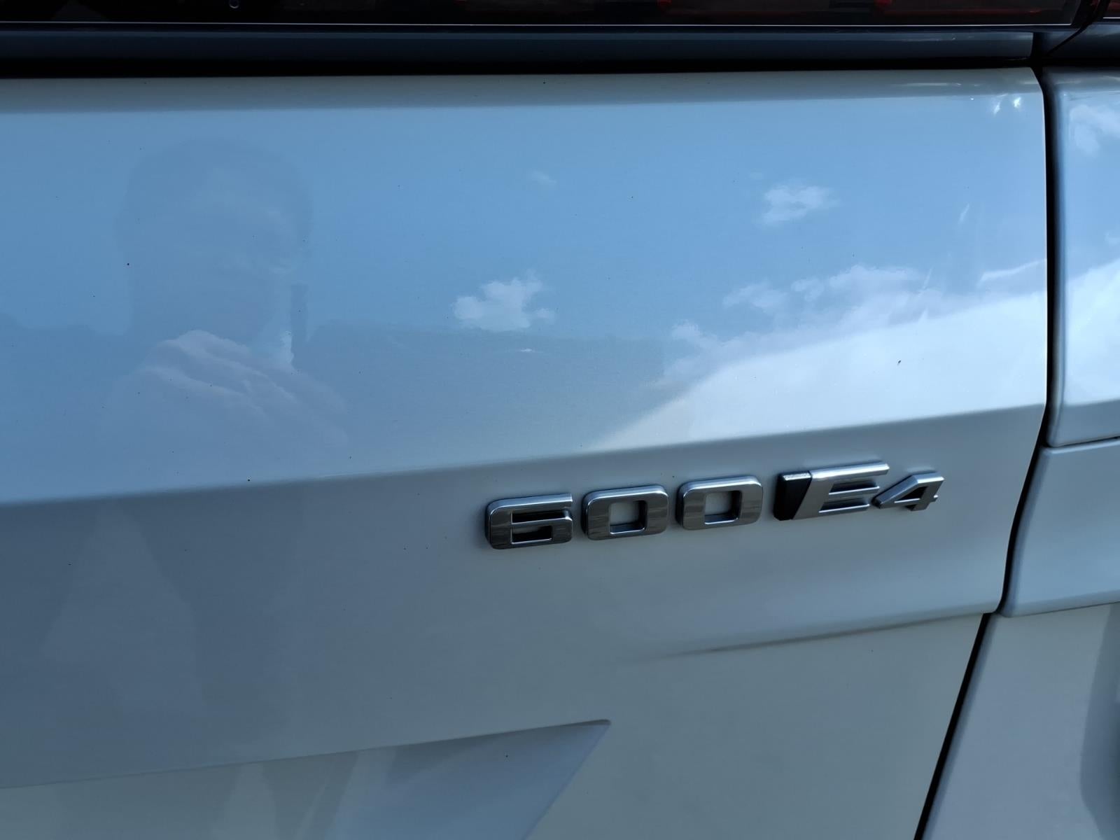 2024 Cadillac LYRIQ Luxury 1