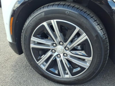 2024 Cadillac LYRIQ Luxury 1