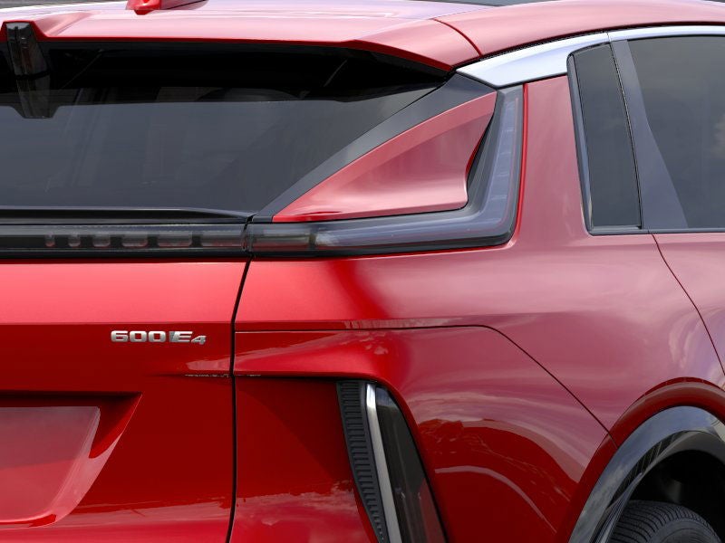 2025 Cadillac LYRIQ Luxury 2