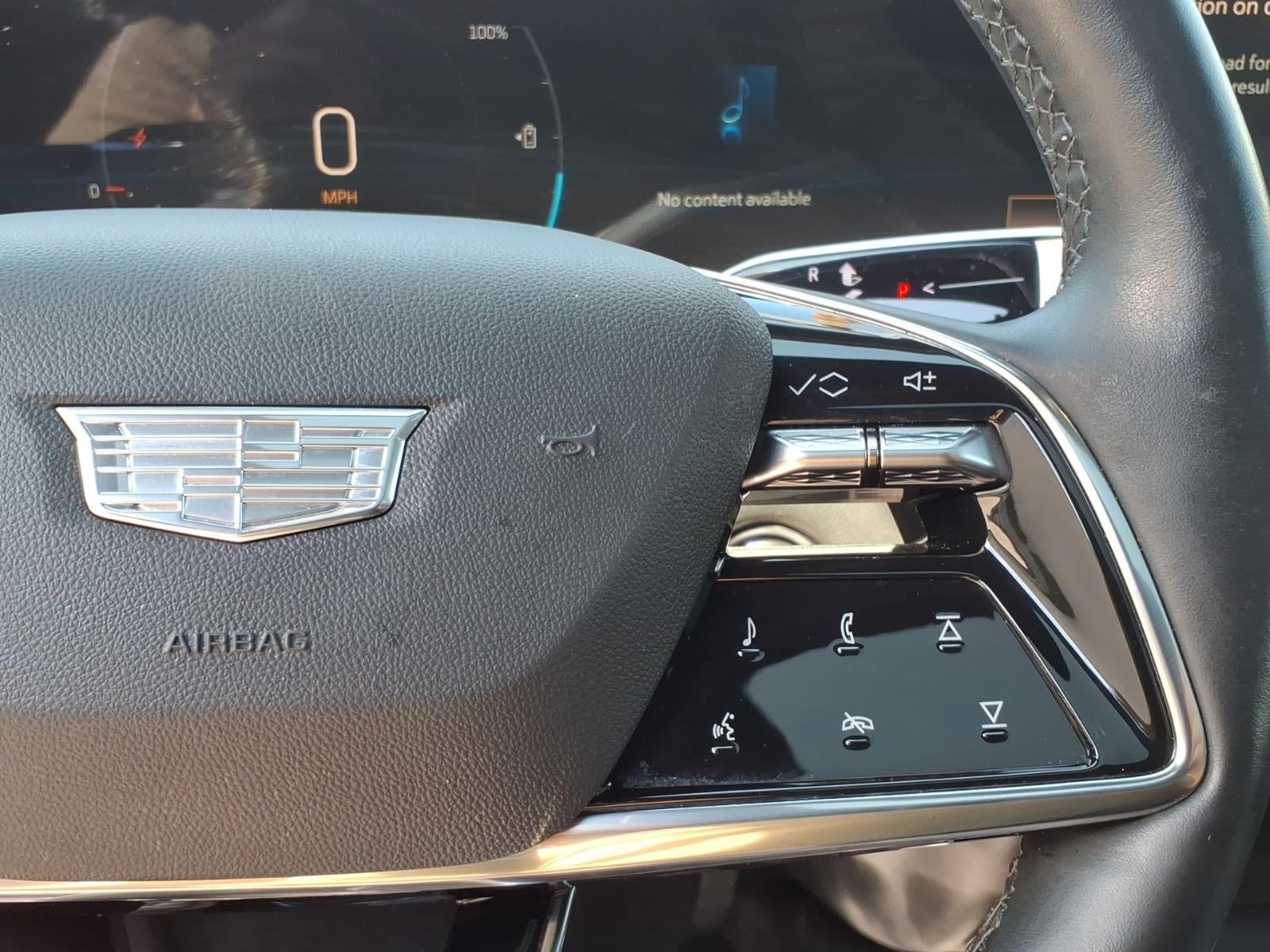 2024 Cadillac LYRIQ Luxury 2
