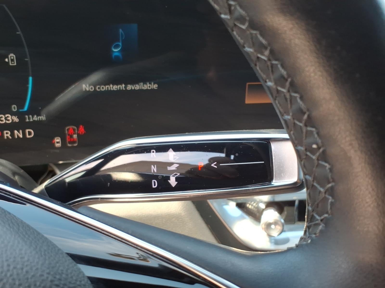 2024 Cadillac LYRIQ Luxury 2
