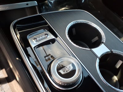 2024 Cadillac LYRIQ Luxury 2