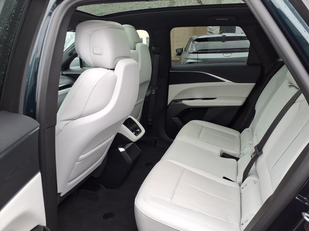 2024 Cadillac LYRIQ Sport 1