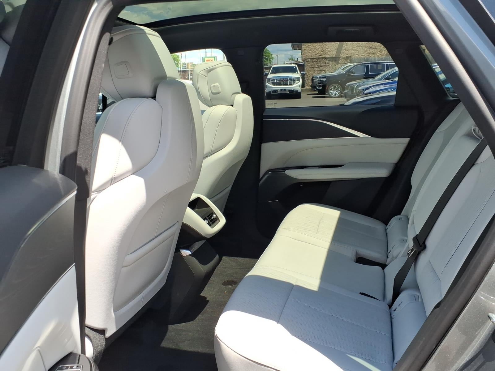 2024 Cadillac LYRIQ Sport 1