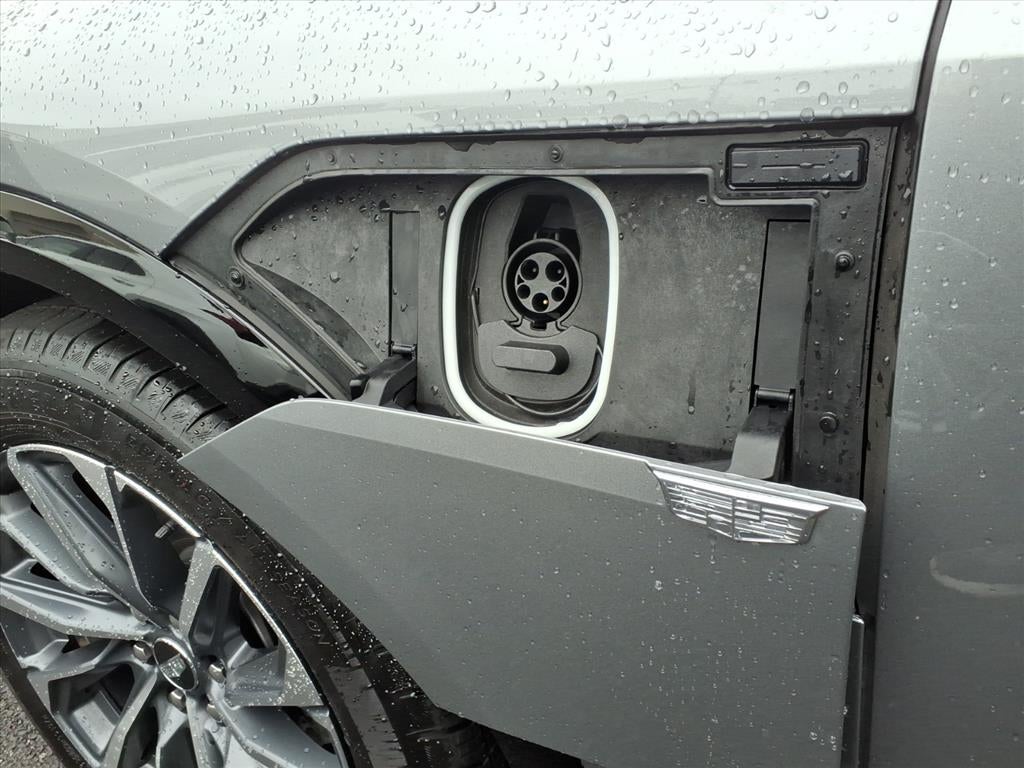 2024 Cadillac LYRIQ Sport 1