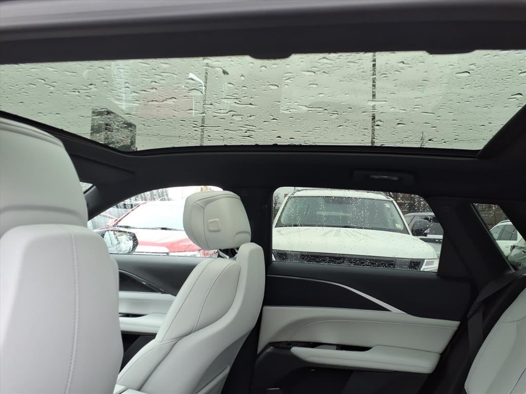 2024 Cadillac LYRIQ Sport 1