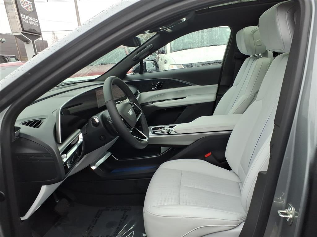 2024 Cadillac LYRIQ Sport 1