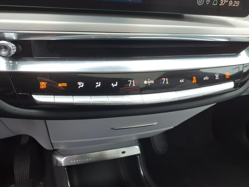 2024 Cadillac LYRIQ Sport 1