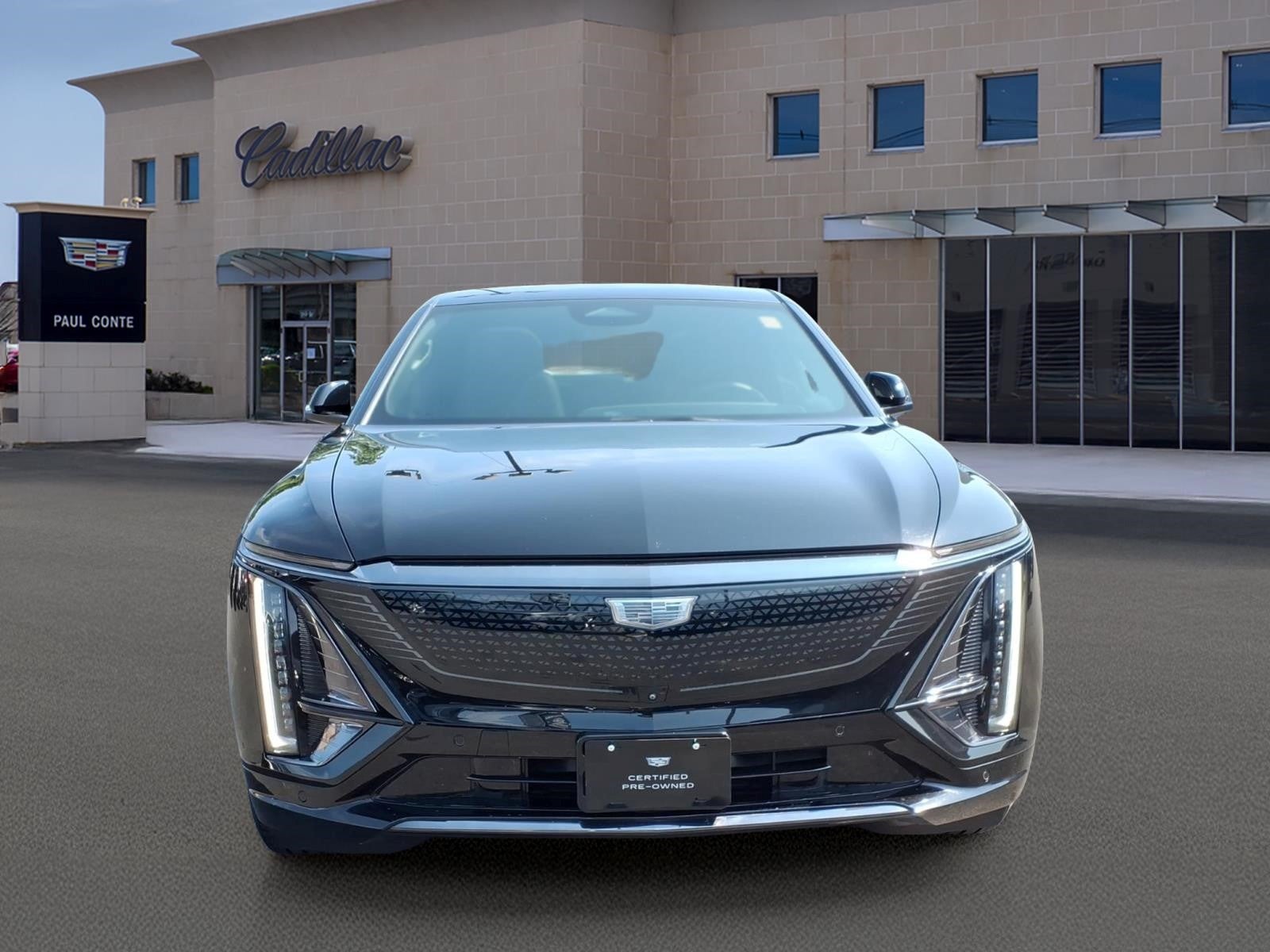 2024 Cadillac LYRIQ Sport 2