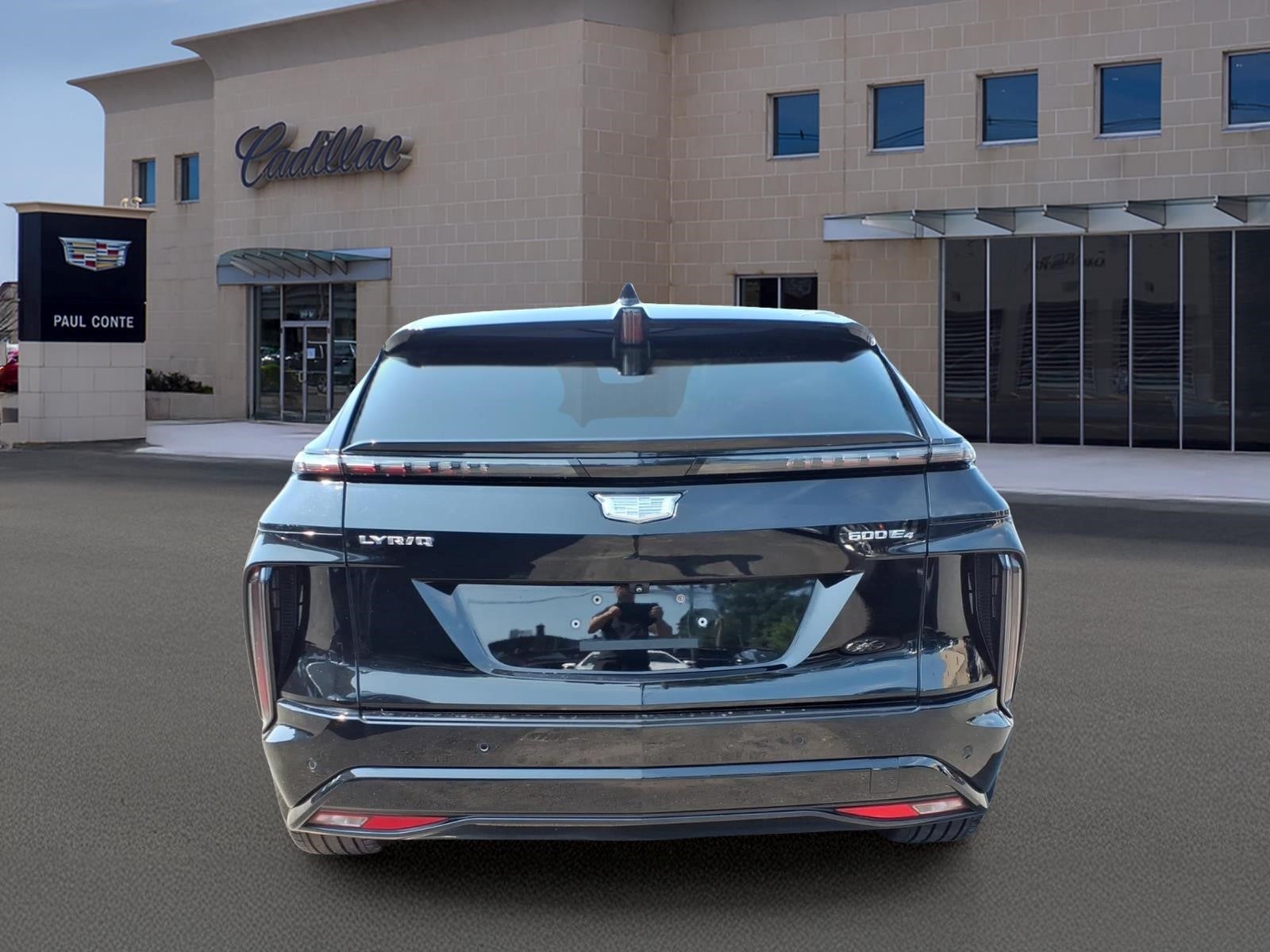 2024 Cadillac LYRIQ Sport 2