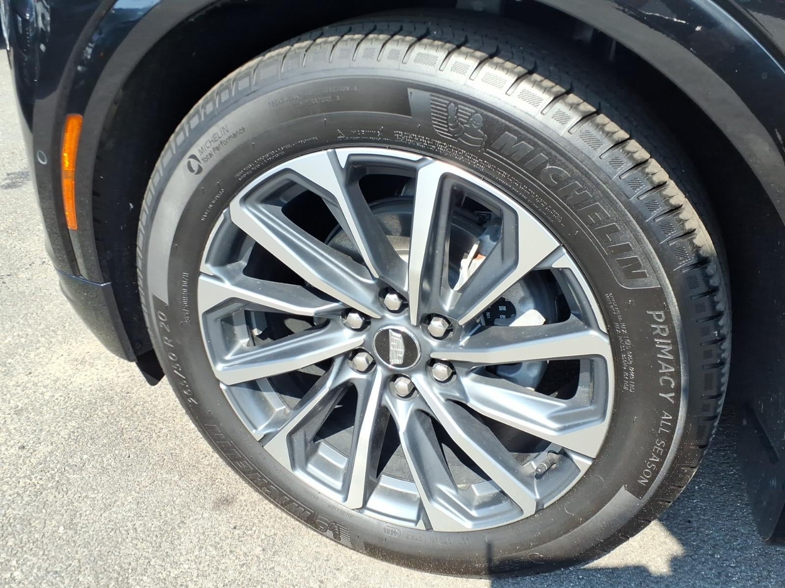 2024 Cadillac LYRIQ Sport 2