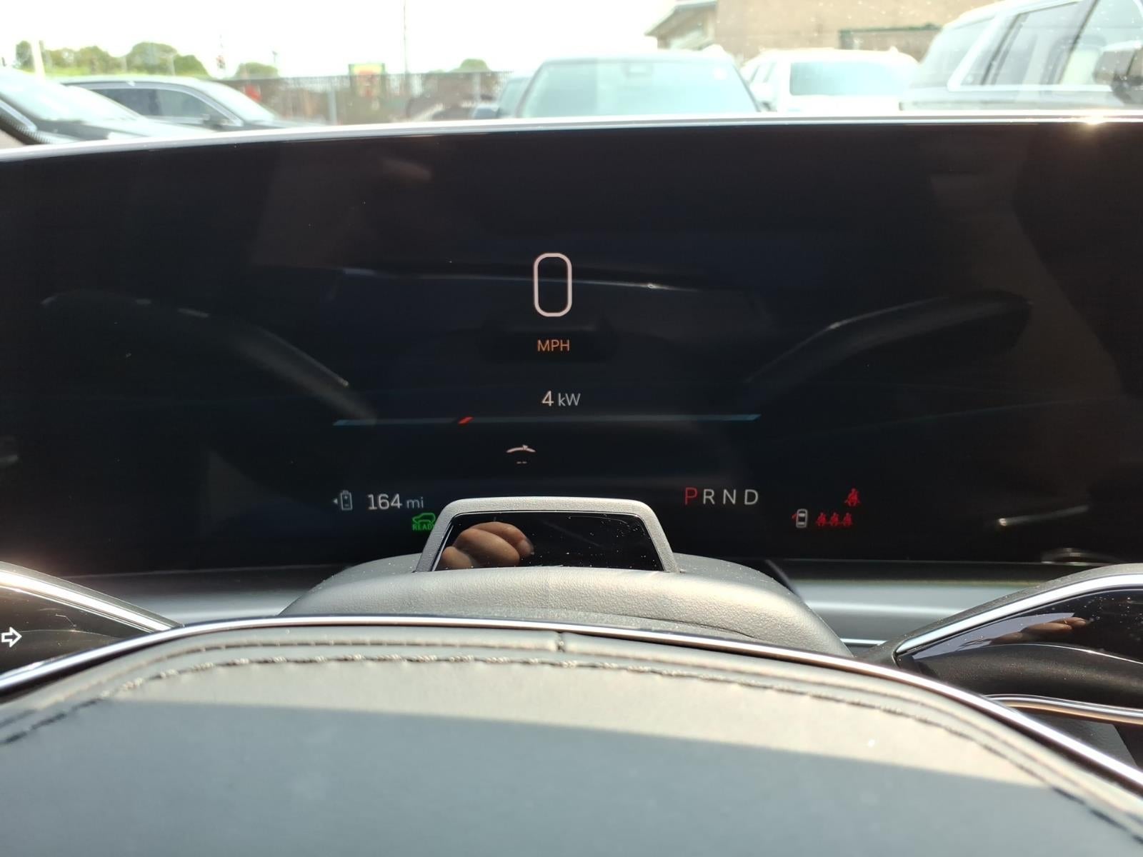 2024 Cadillac LYRIQ Sport 3