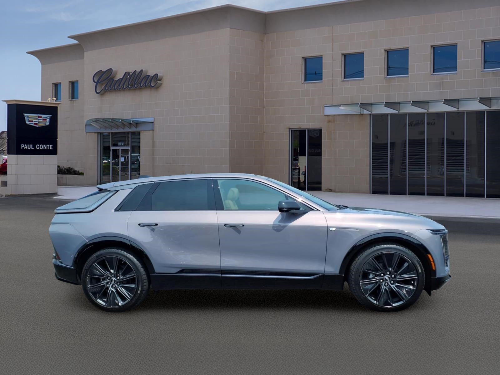 2024 Cadillac LYRIQ Sport 3