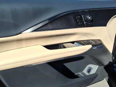 2024 Cadillac LYRIQ Sport 3