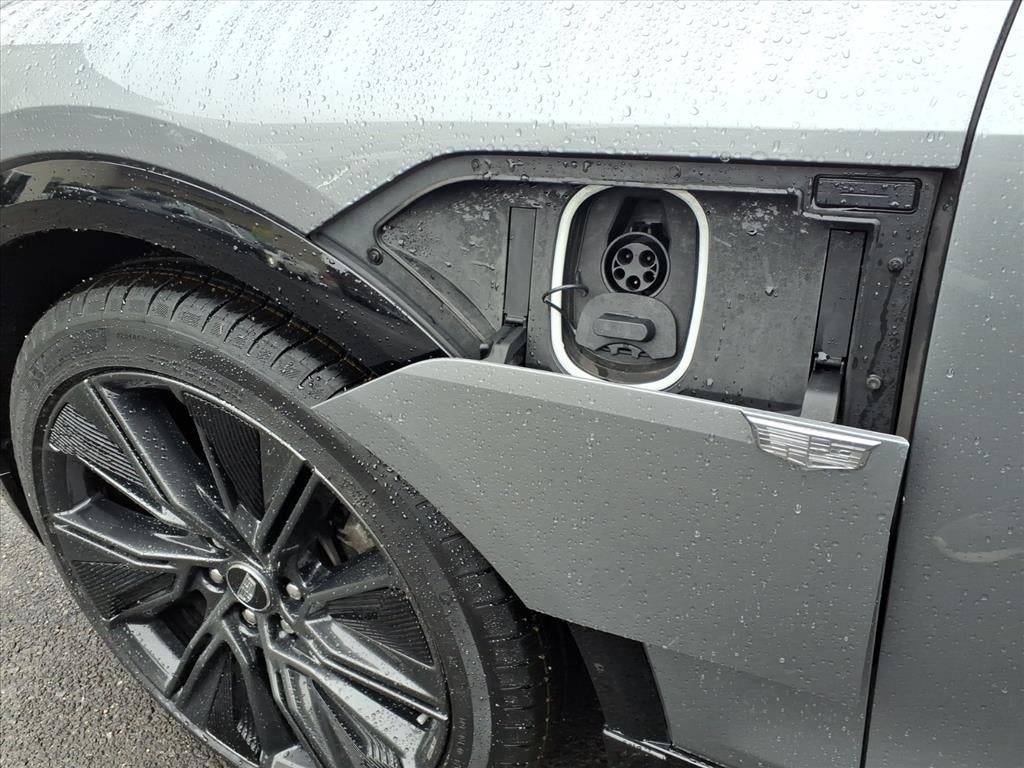 2024 Cadillac LYRIQ Sport 3