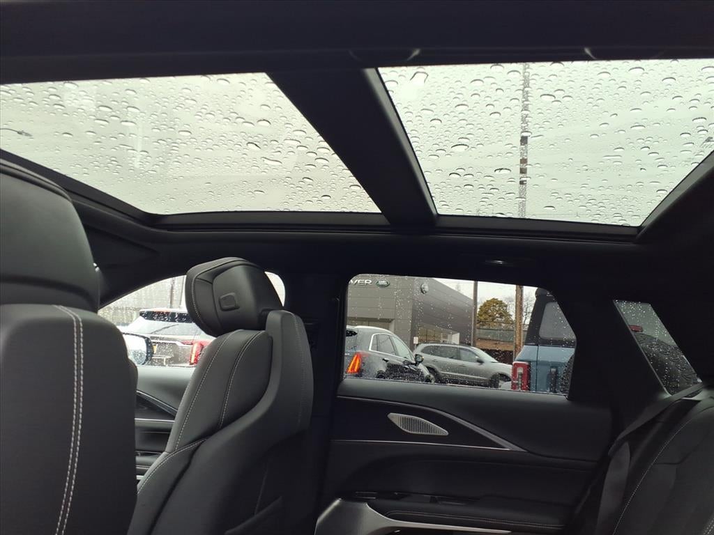 2024 Cadillac LYRIQ Sport 3