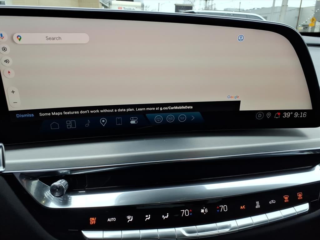 2024 Cadillac LYRIQ Sport 3