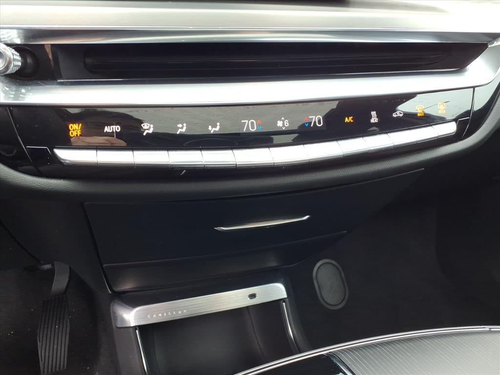 2024 Cadillac LYRIQ Sport 3