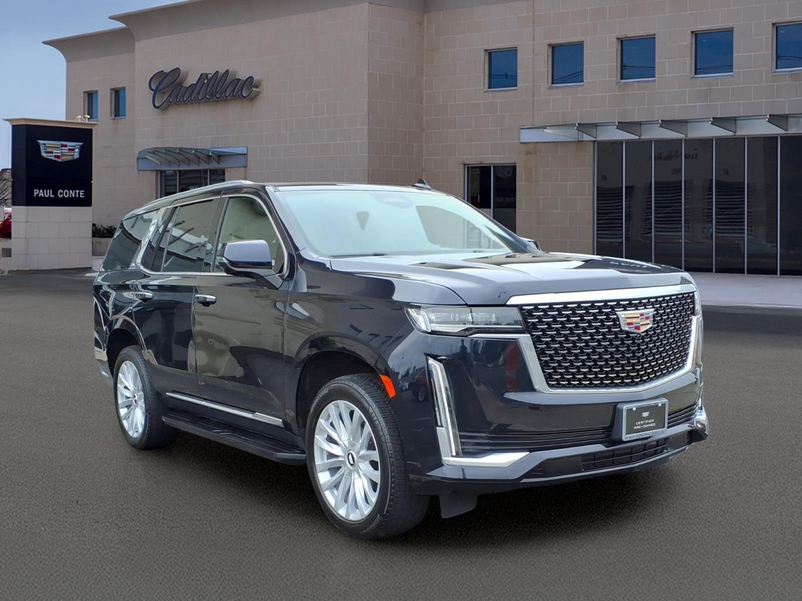 2023 Cadillac Escalade 4WD Luxury