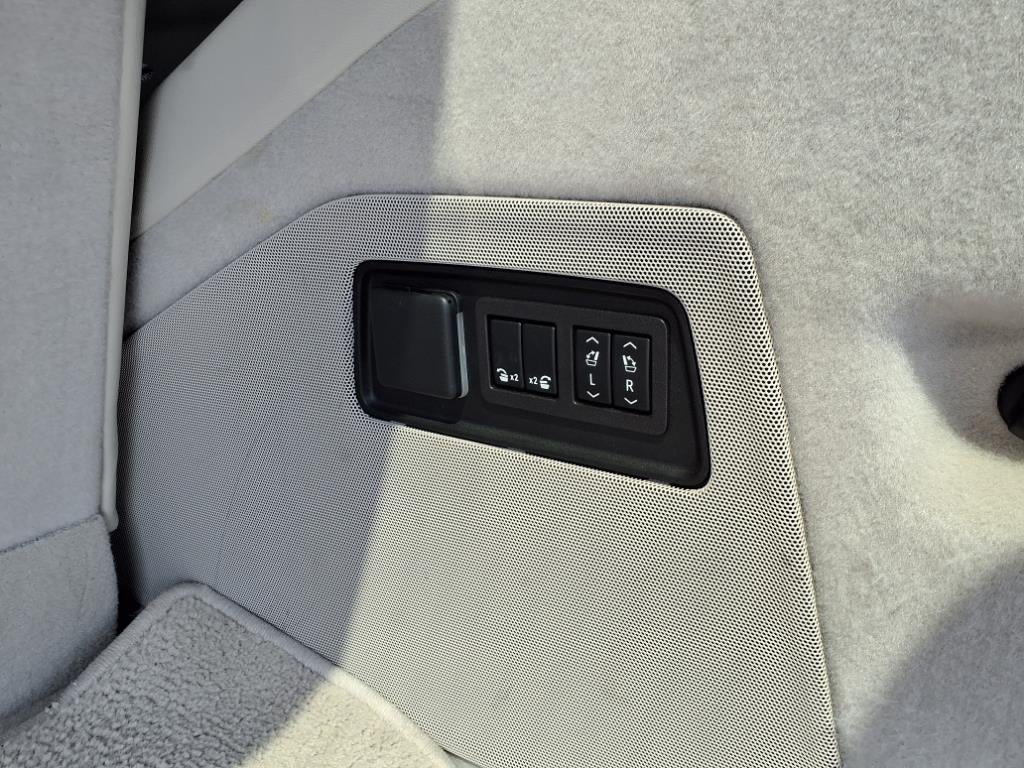 2023 Cadillac Escalade Premium Luxury Platinum