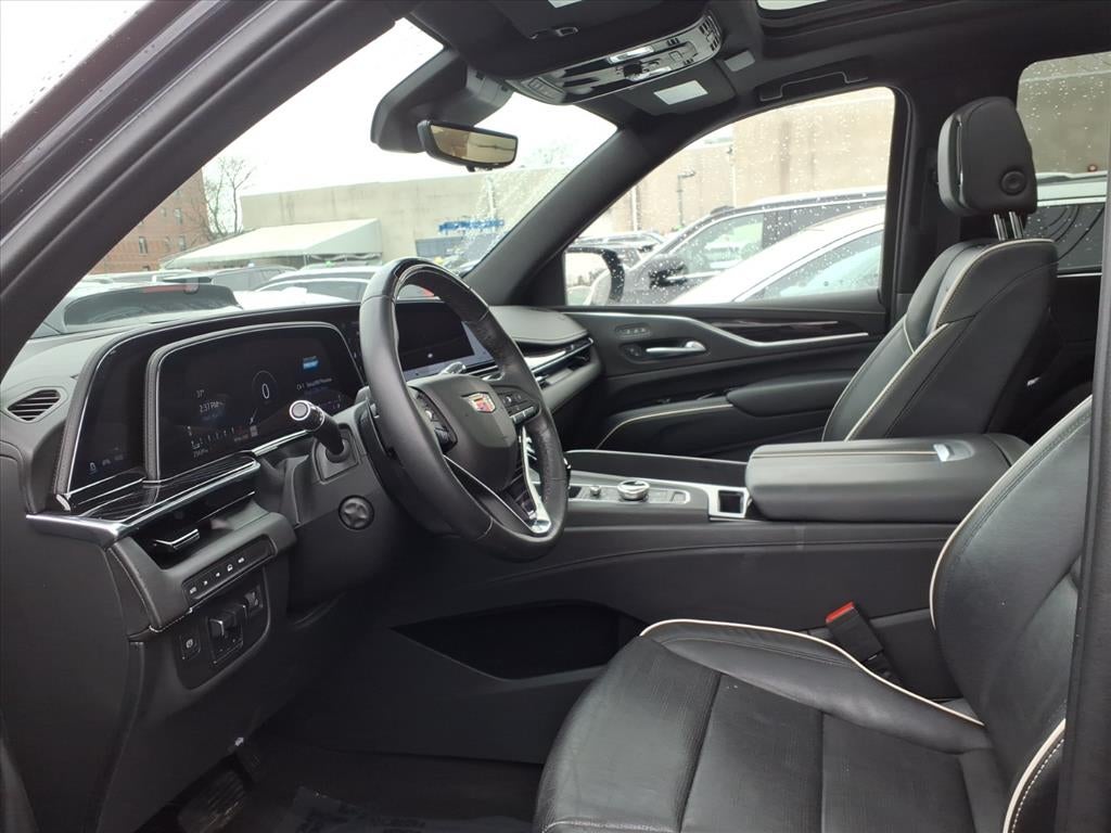 2023 Cadillac Escalade Sport