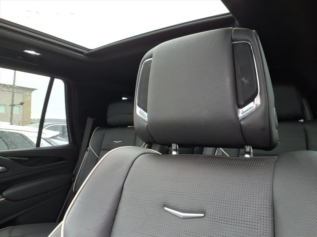 2023 Cadillac Escalade Sport