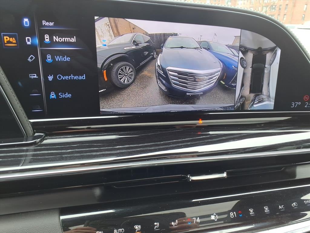 2023 Cadillac Escalade Sport