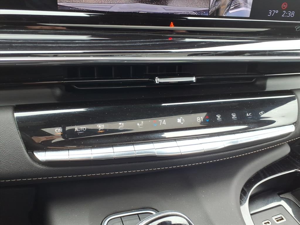 2023 Cadillac Escalade Sport