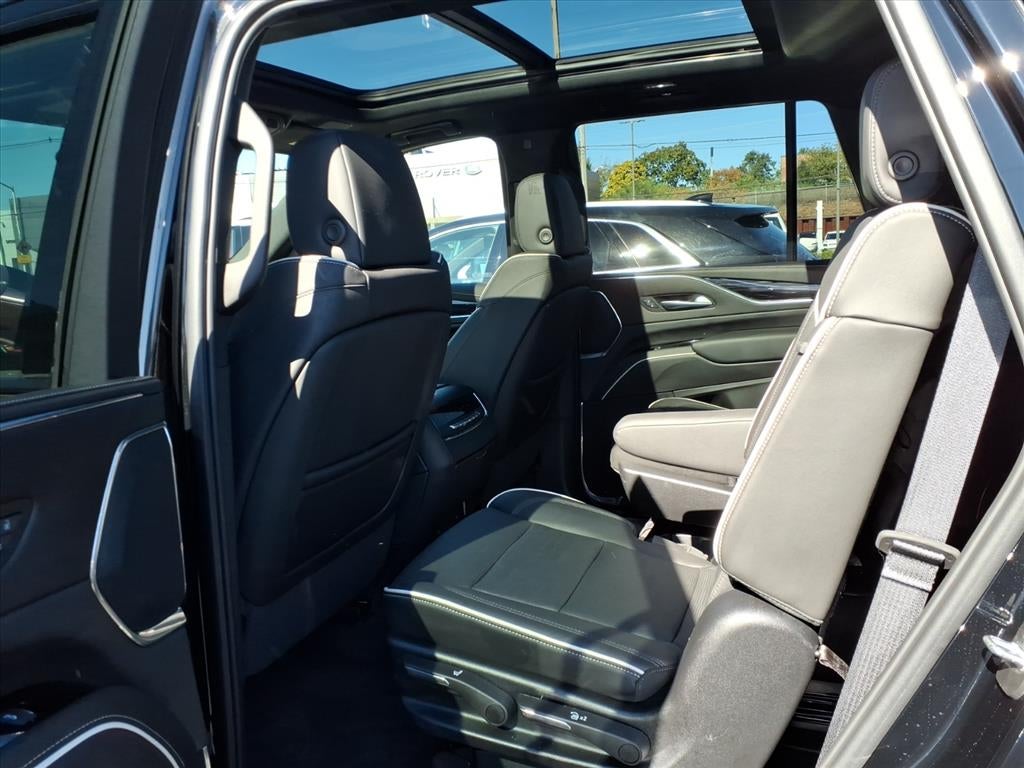 2024 Cadillac Escalade Sport