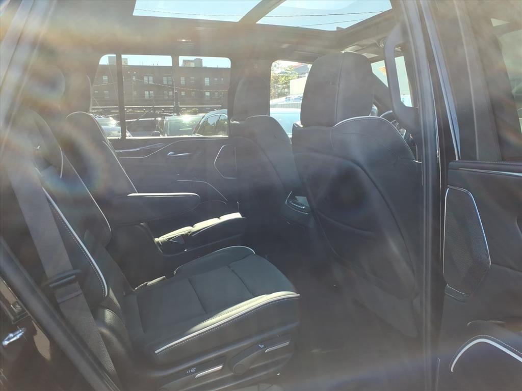 2024 Cadillac Escalade Sport