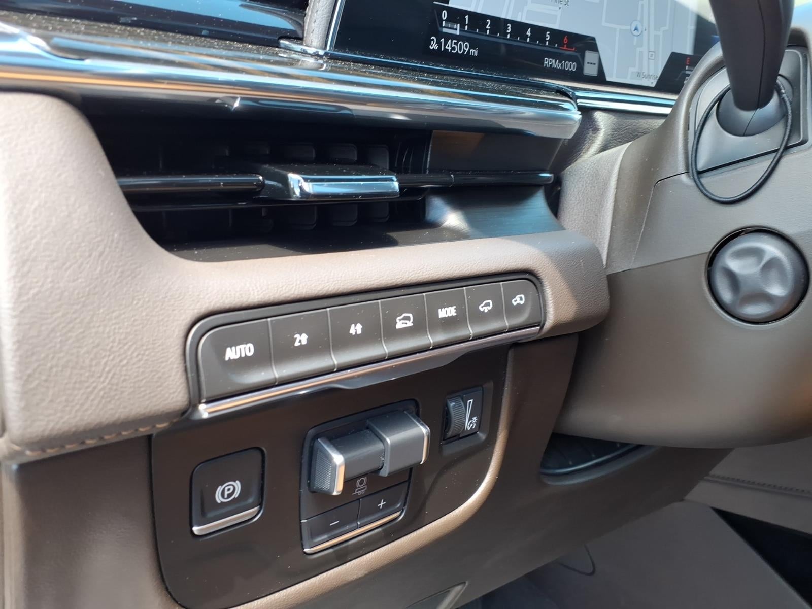 2024 Cadillac Escalade Sport