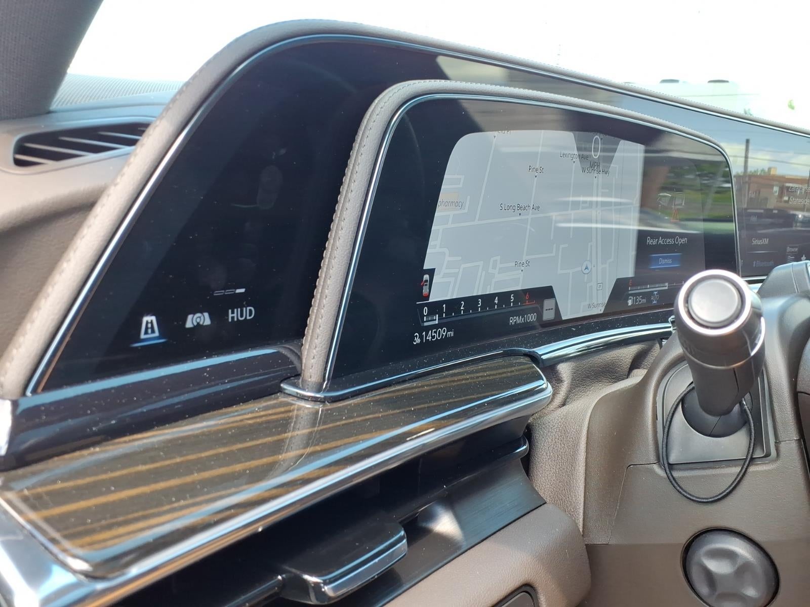 2024 Cadillac Escalade Sport
