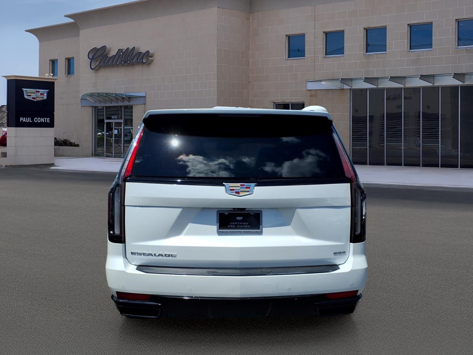 2024 Cadillac Escalade Sport