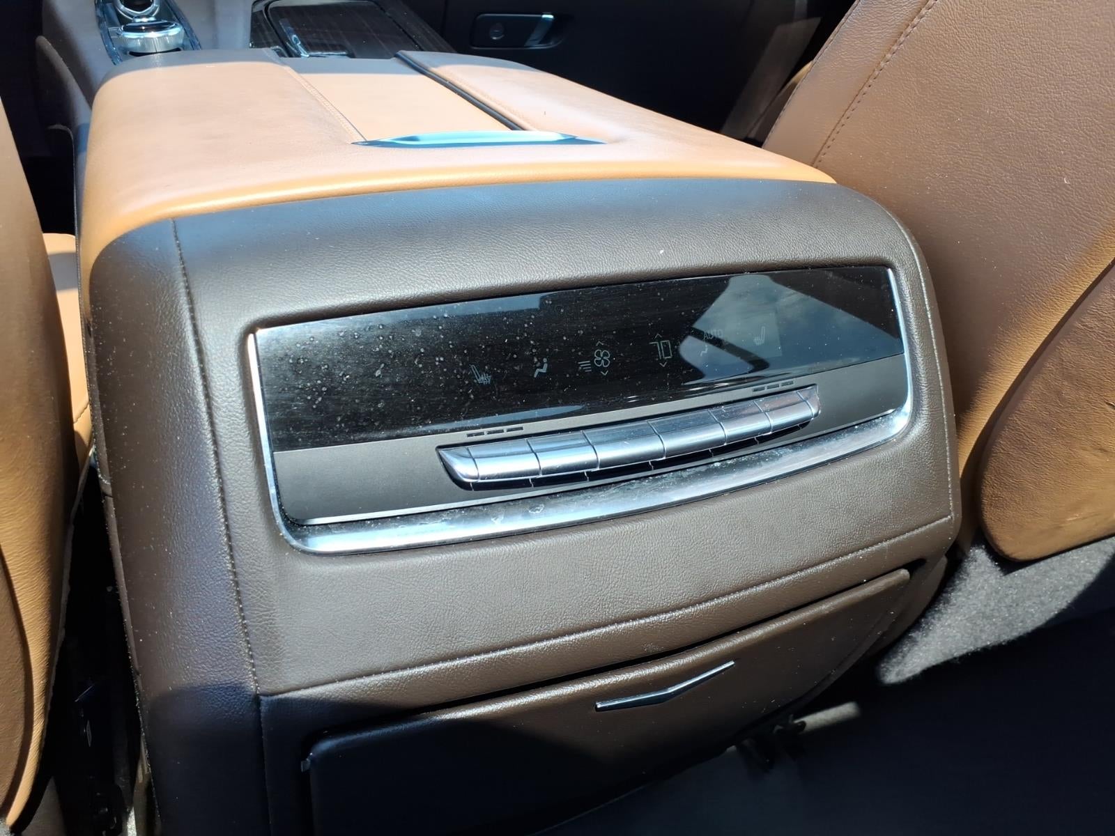 2022 Cadillac Escalade ESV Premium Luxury
