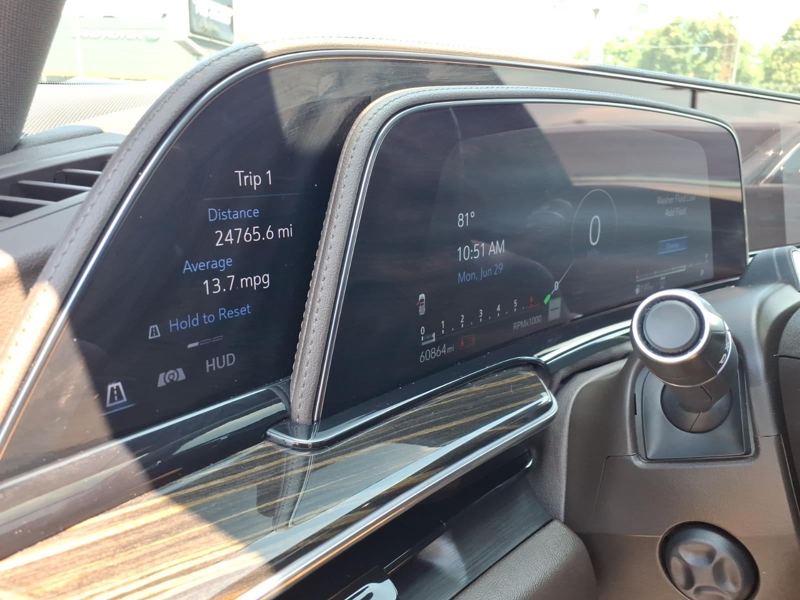2022 Cadillac Escalade ESV Premium Luxury