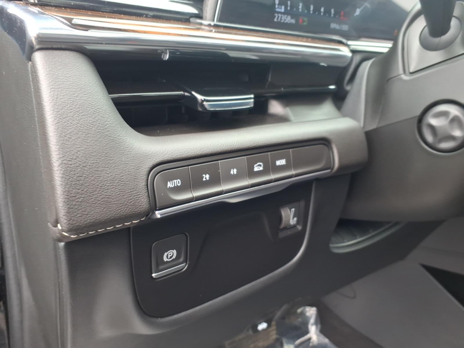 2024 Cadillac Escalade ESV Premium Luxury