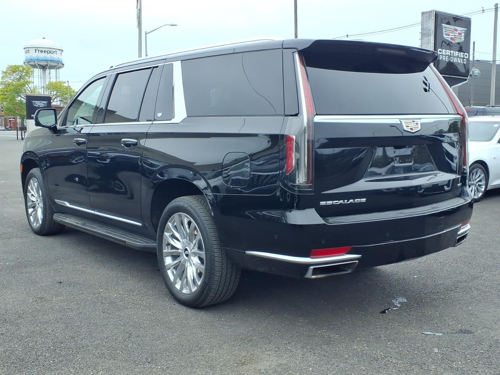 2024 Cadillac Escalade ESV Premium Luxury