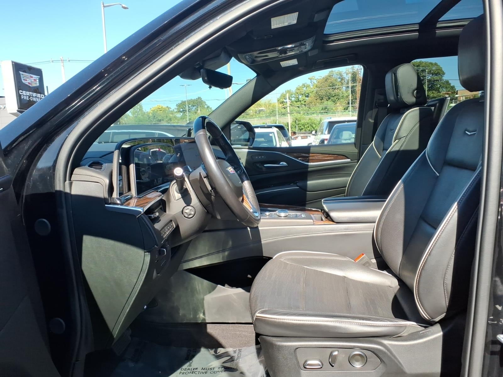 2023 Cadillac Escalade ESV 4WD Premium Luxury