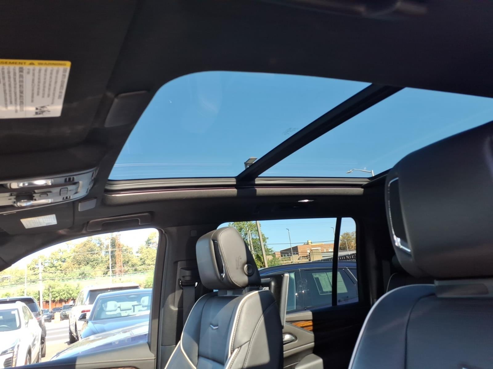 2023 Cadillac Escalade ESV 4WD Premium Luxury