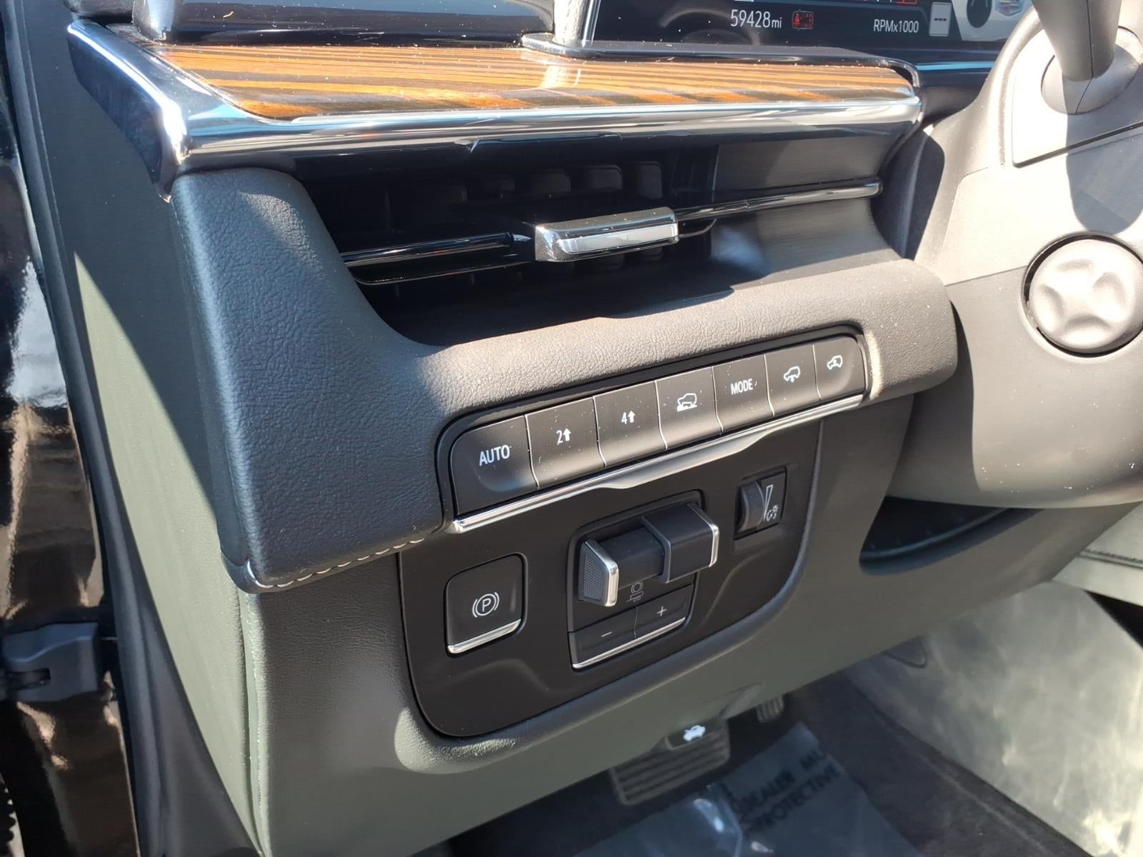 2023 Cadillac Escalade ESV 4WD Premium Luxury