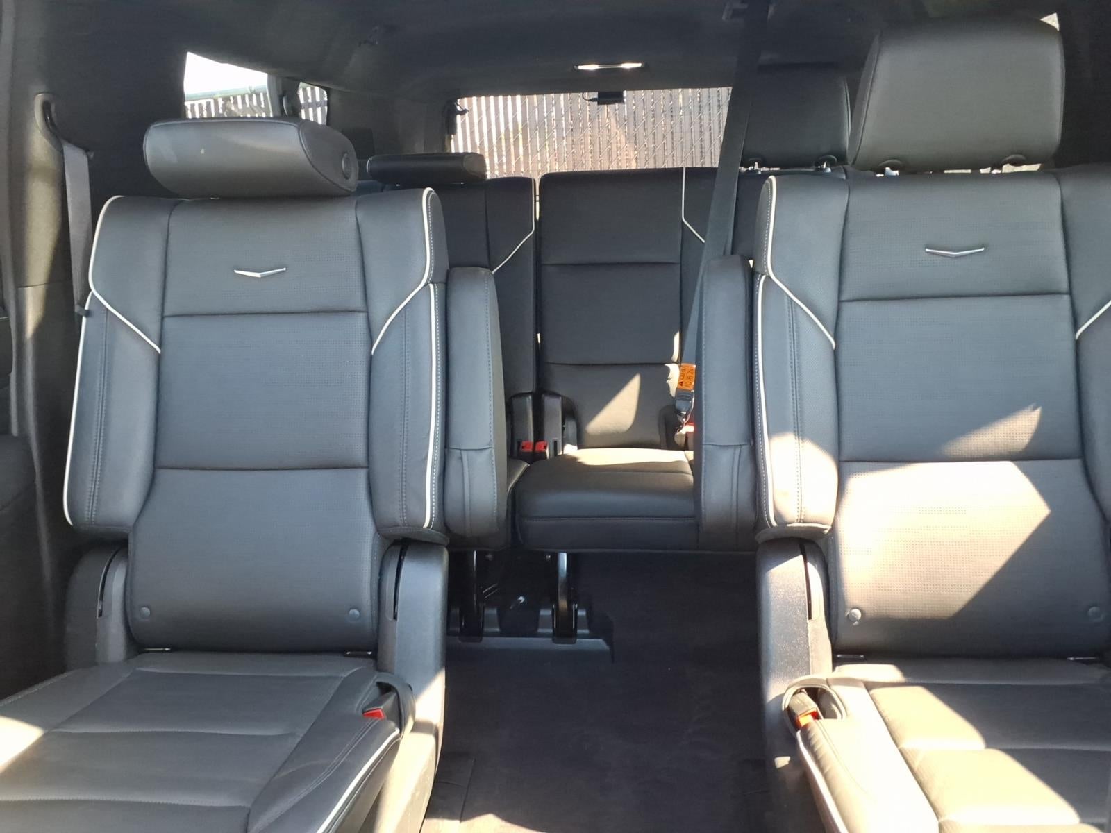 2023 Cadillac Escalade ESV 4WD Premium Luxury