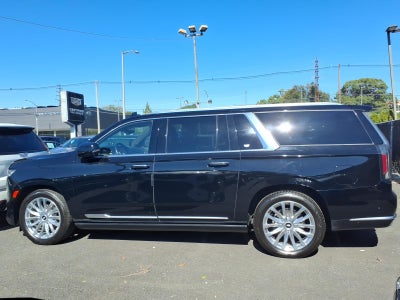 2023 Cadillac Escalade ESV 4WD Premium Luxury