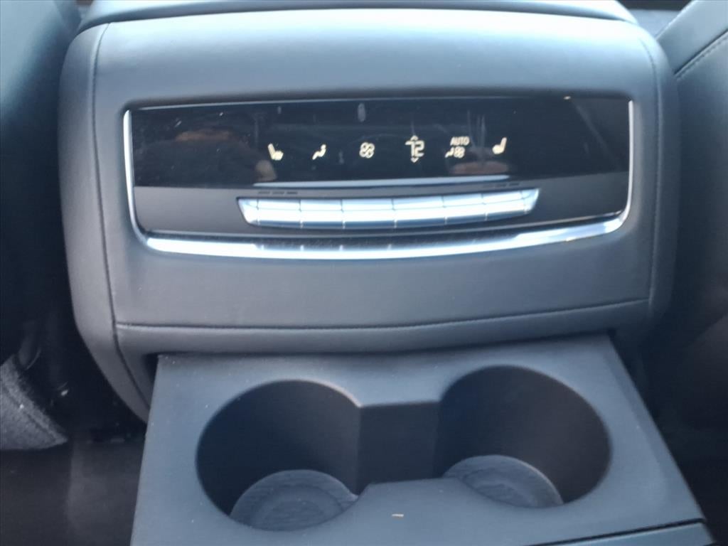 2021 Cadillac Escalade ESV Premium Luxury Platinum