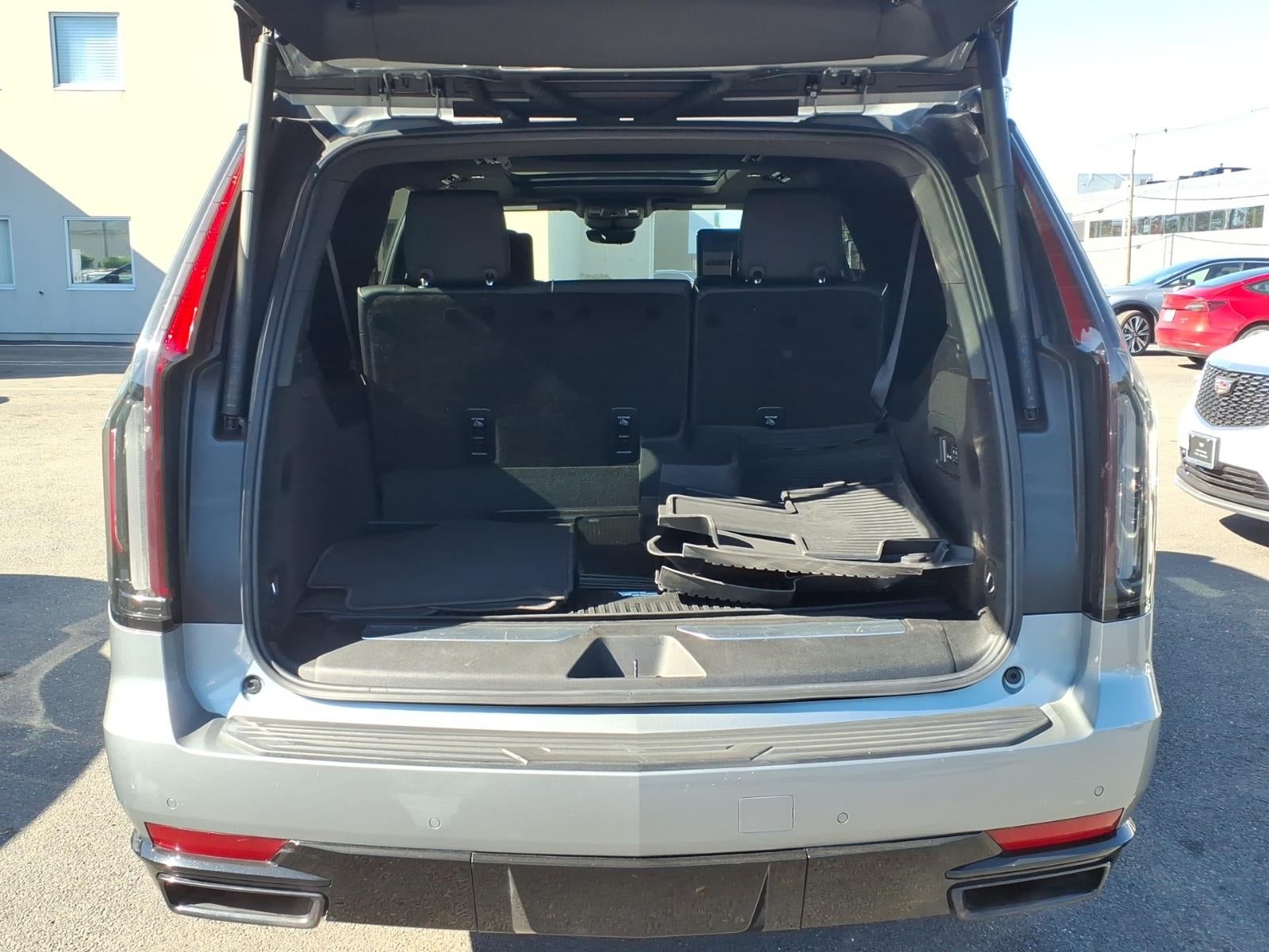 2024 Cadillac Escalade ESV Sport