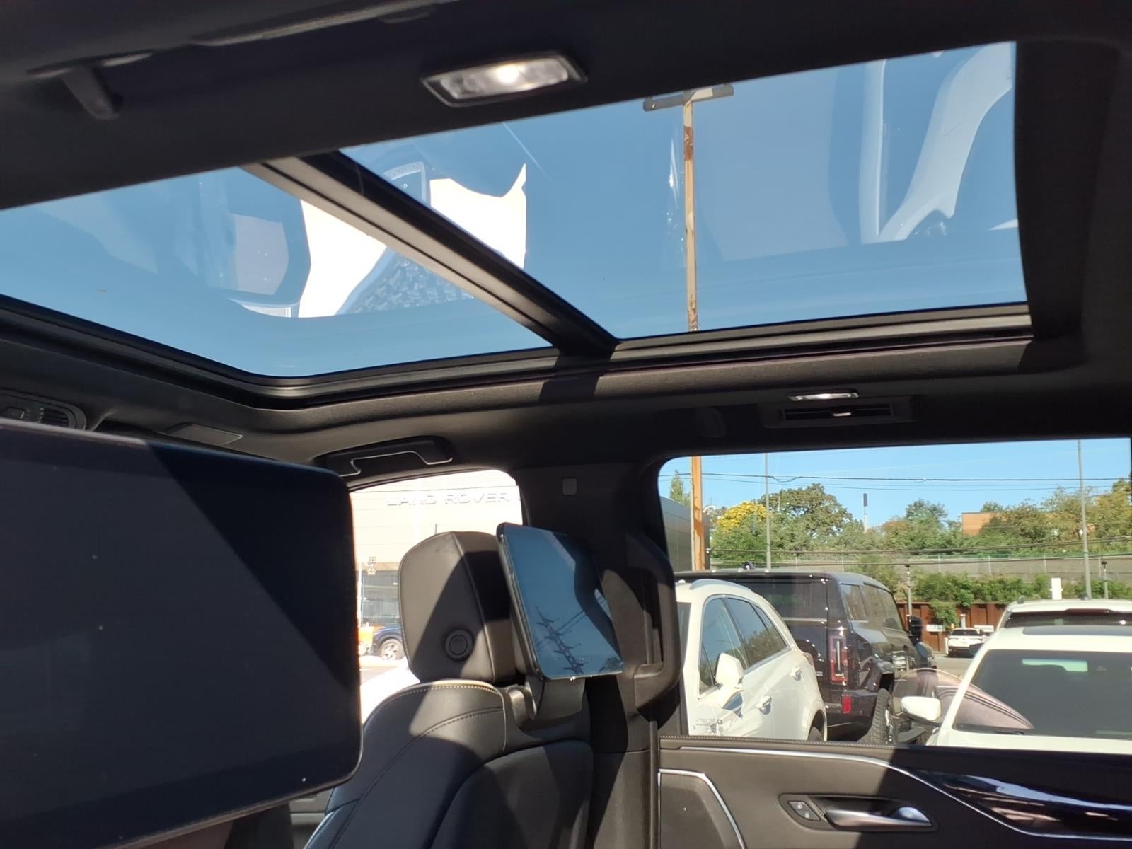2024 Cadillac Escalade ESV Sport