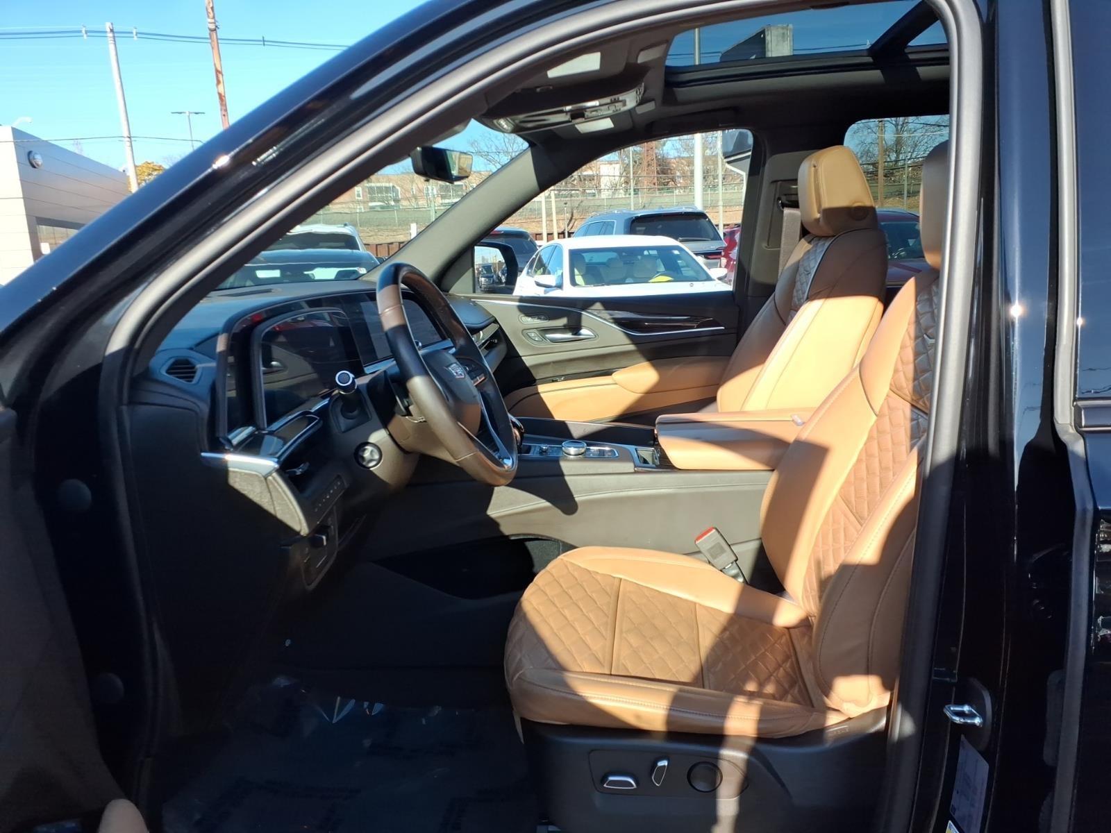 2023 Cadillac Escalade ESV Sport