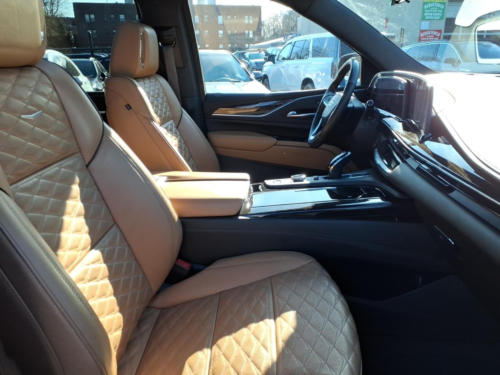 2023 Cadillac Escalade ESV Sport