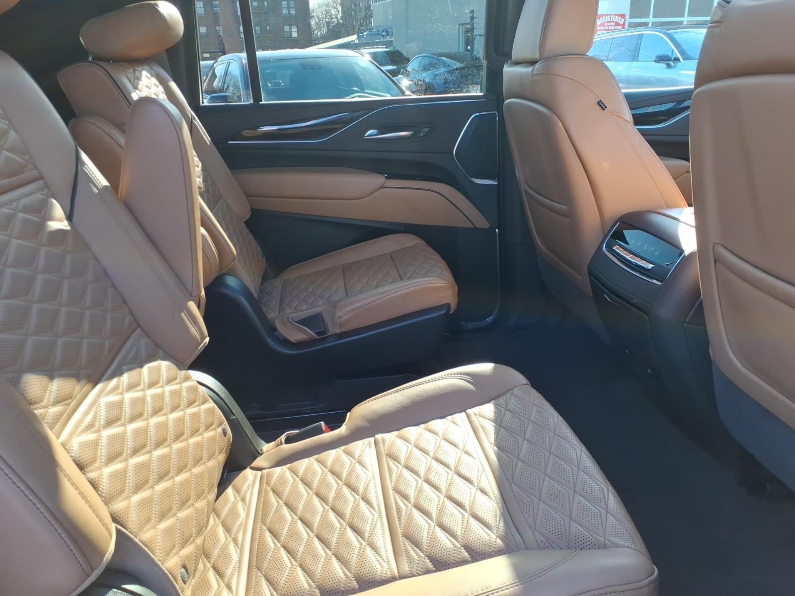 2023 Cadillac Escalade ESV Sport