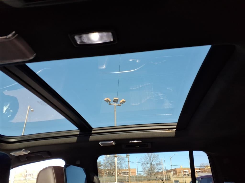 2021 Cadillac Escalade ESV Sport Platinum