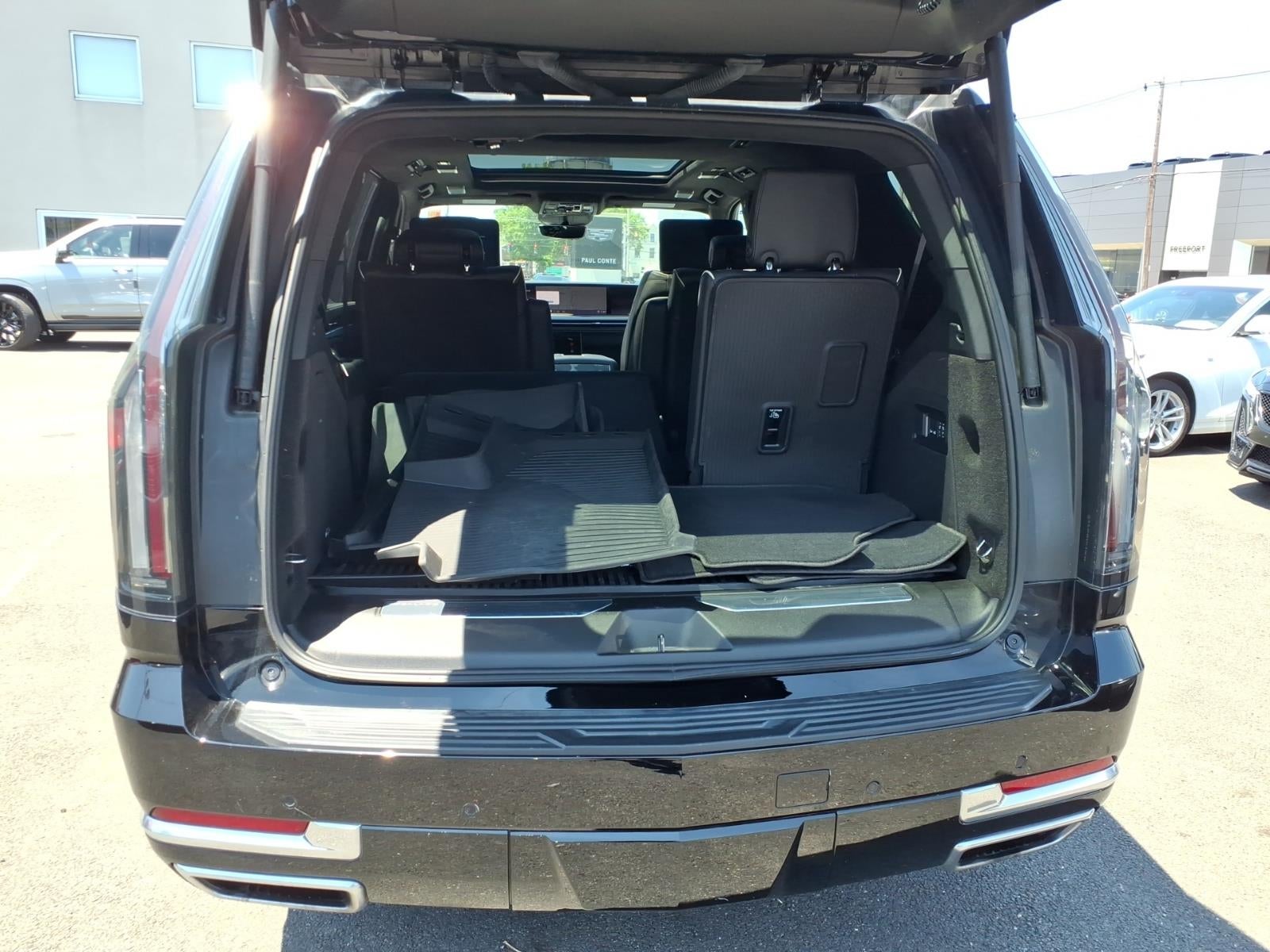 2026 Cadillac Escalade Platinum Luxury